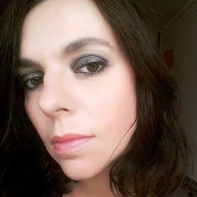 fond de teint skin mat aqua de Une Natural Beauty - peau nette